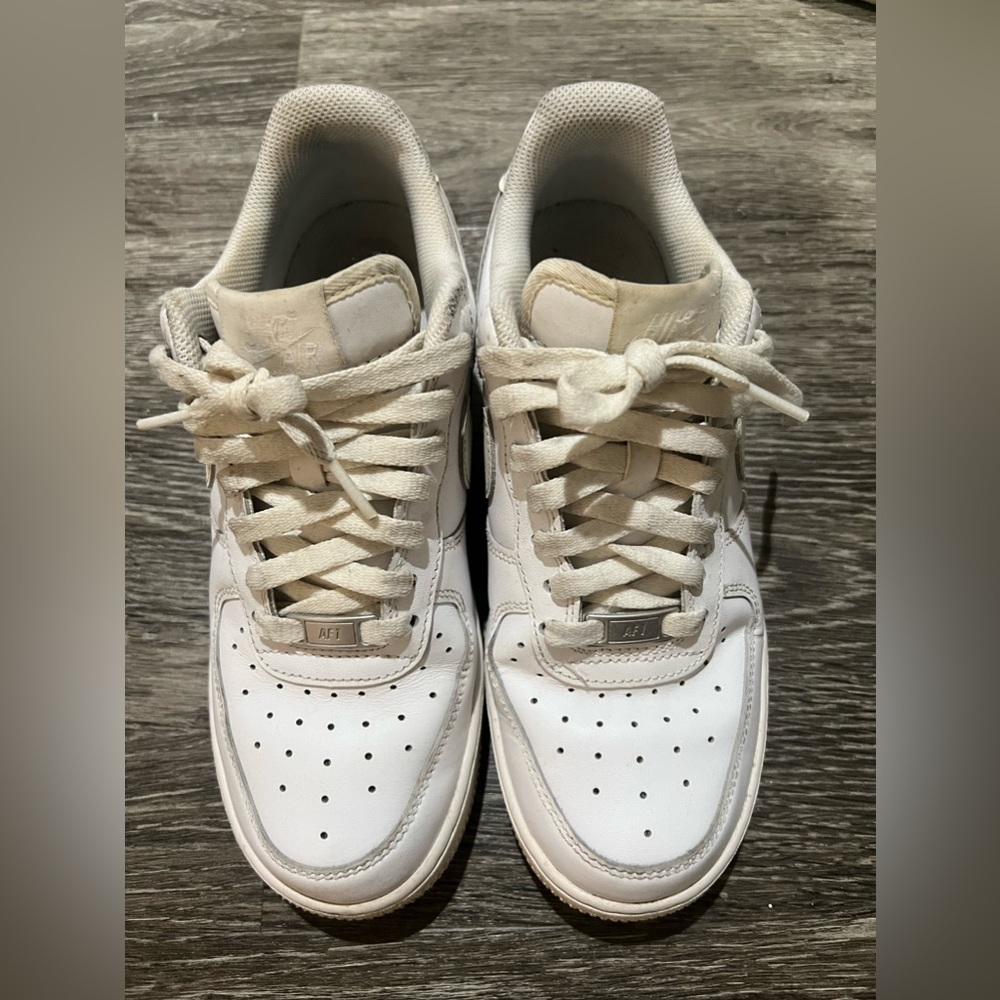 “”””Bundle of 3 pairs men sneakers””””!!!!!